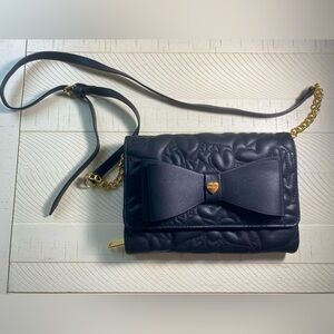 Betsey Johnson Women's Fushia
Quilted Hearts XODANIE Bow Cross
Body Bag-NWT